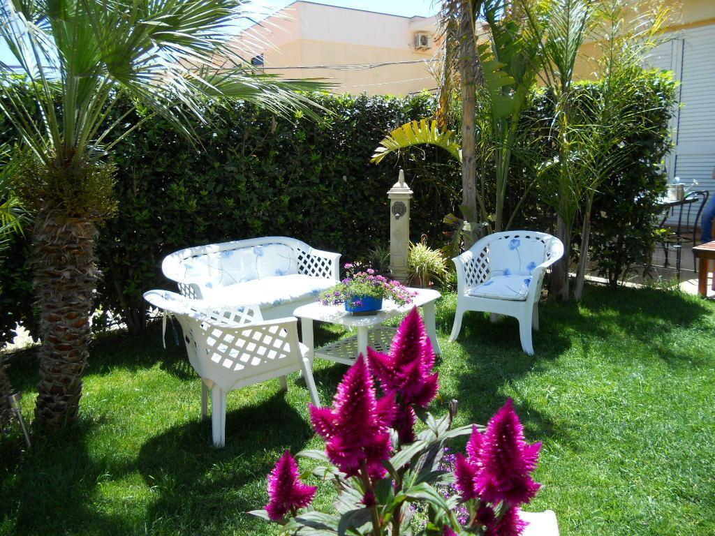 Ansise Guest House Lido di Noto Екстер'єр фото