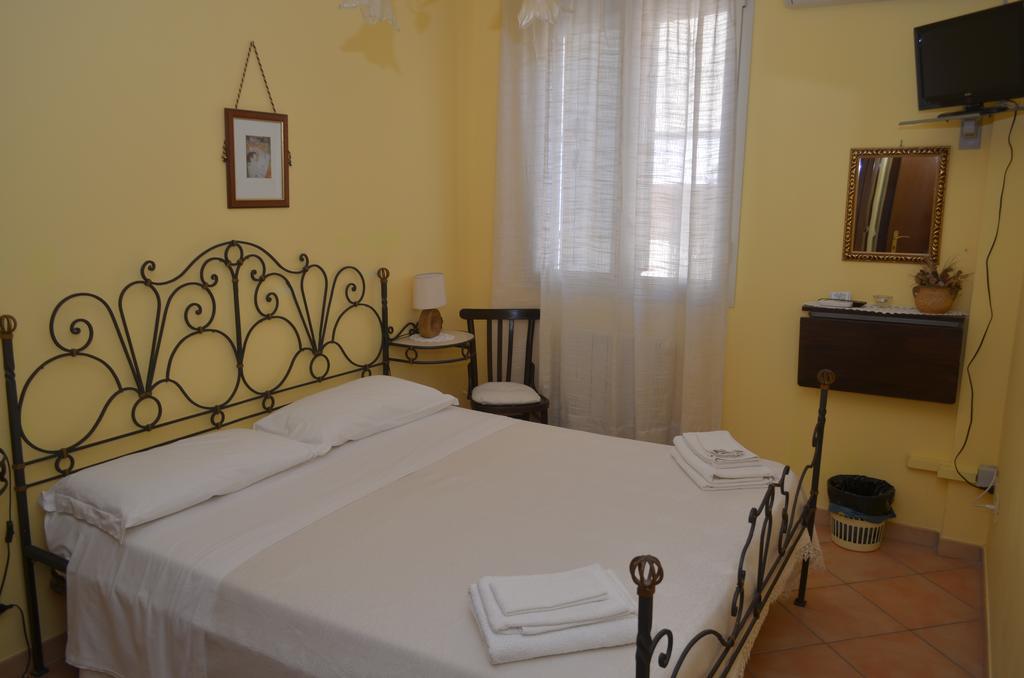 Ansise Guest House Lido di Noto Екстер'єр фото