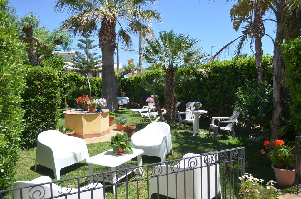 Ansise Guest House Lido di Noto Екстер'єр фото